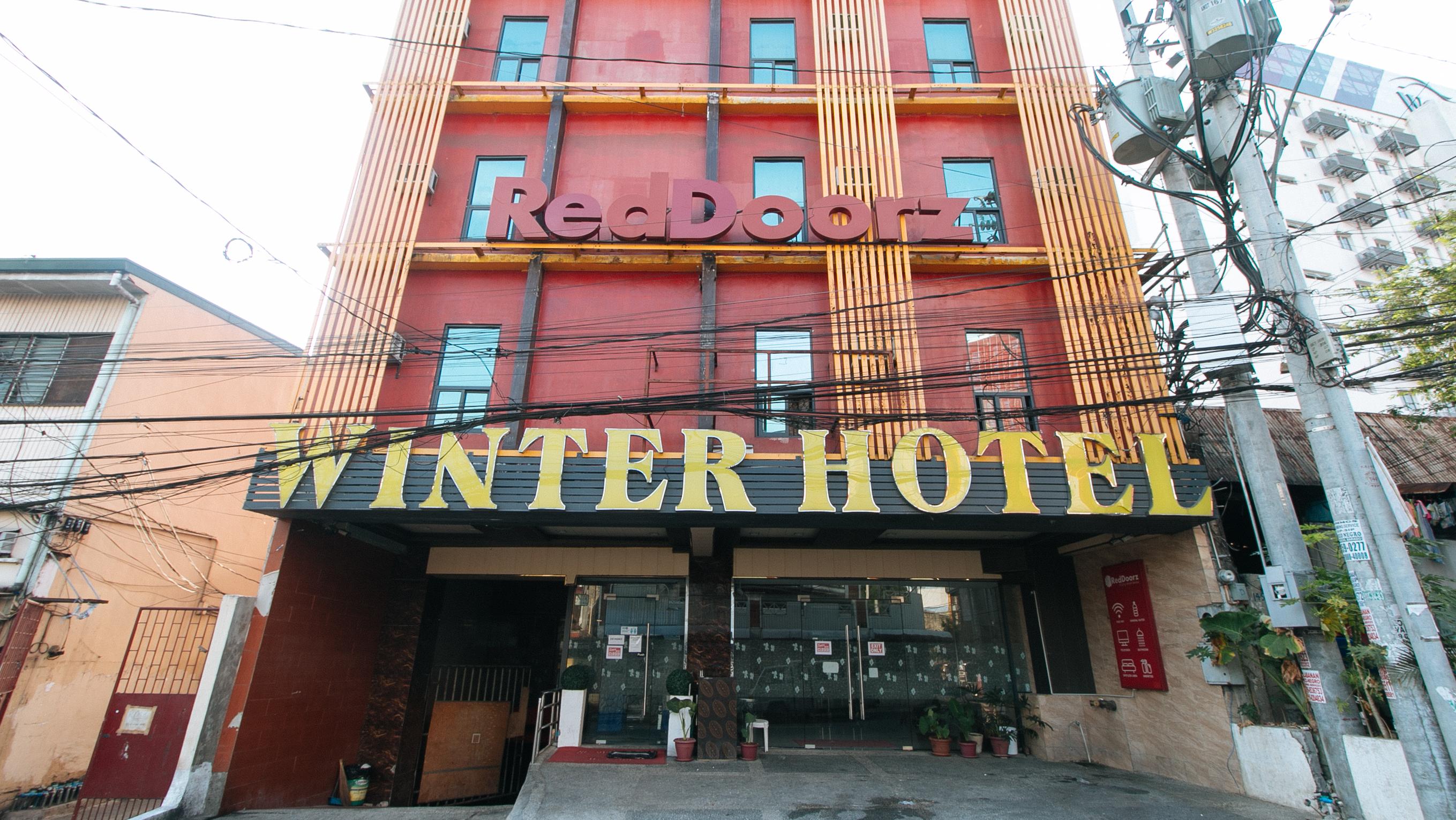 Reddoorz Plus Winter Benitez Cubao Manila Eksteriør bilde